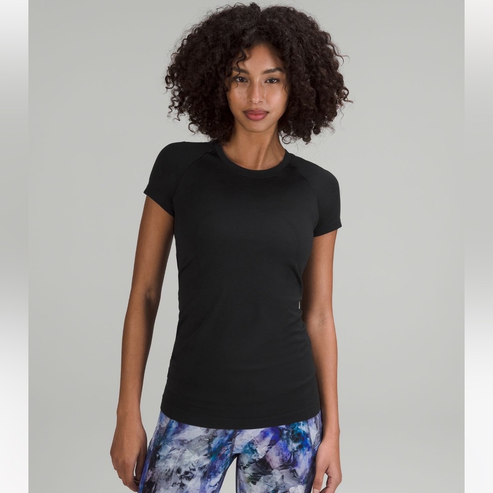 LULULEMON SWIFTLY TECH- SHORT SLEEVE SHIRT 2.0 BNWT